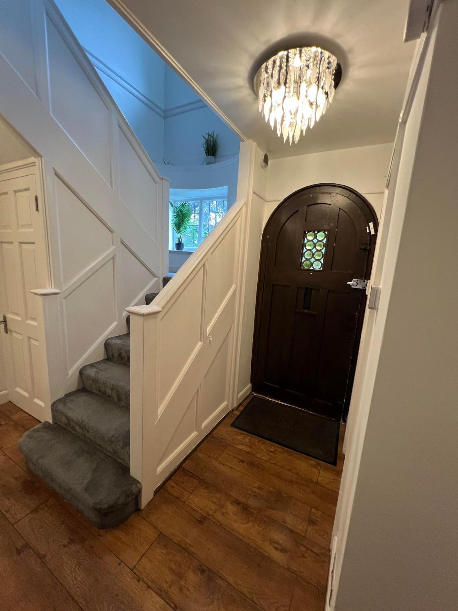 Large 8 Bedroom House In Edgbaston * Birmingham