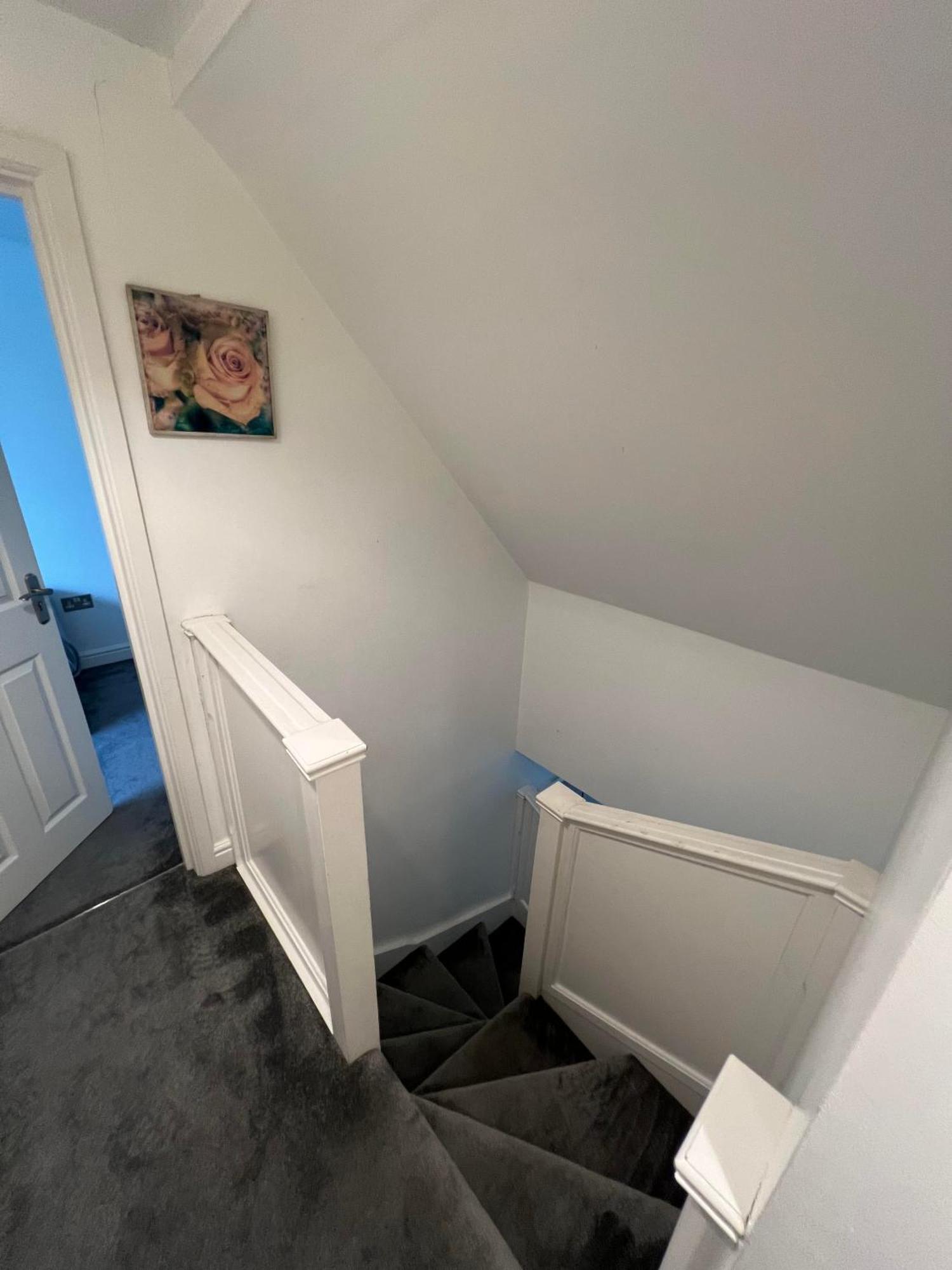 Large 8 Bedroom House In Edgbaston