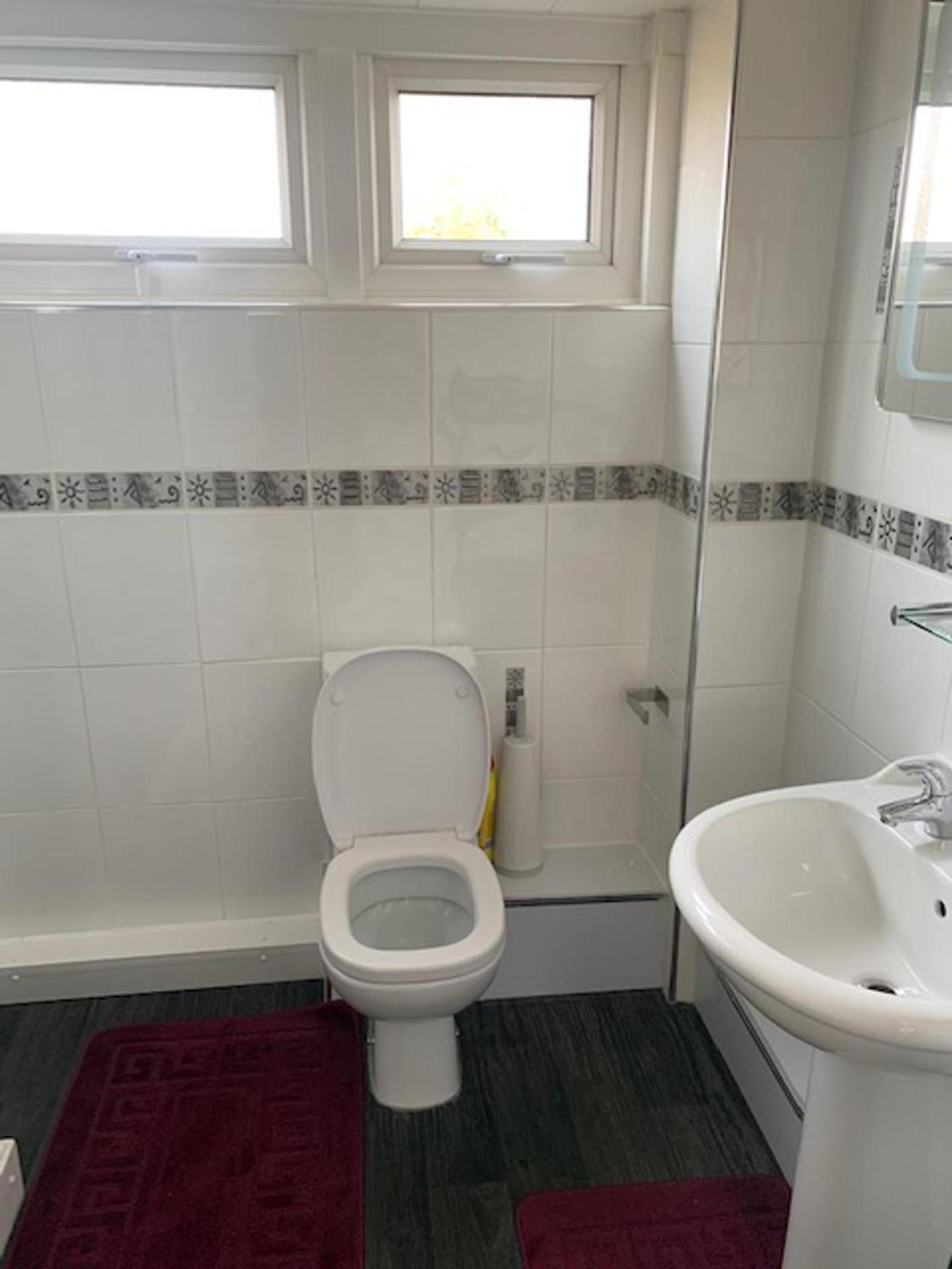 Impeccable 3-bed House In * Birmingham