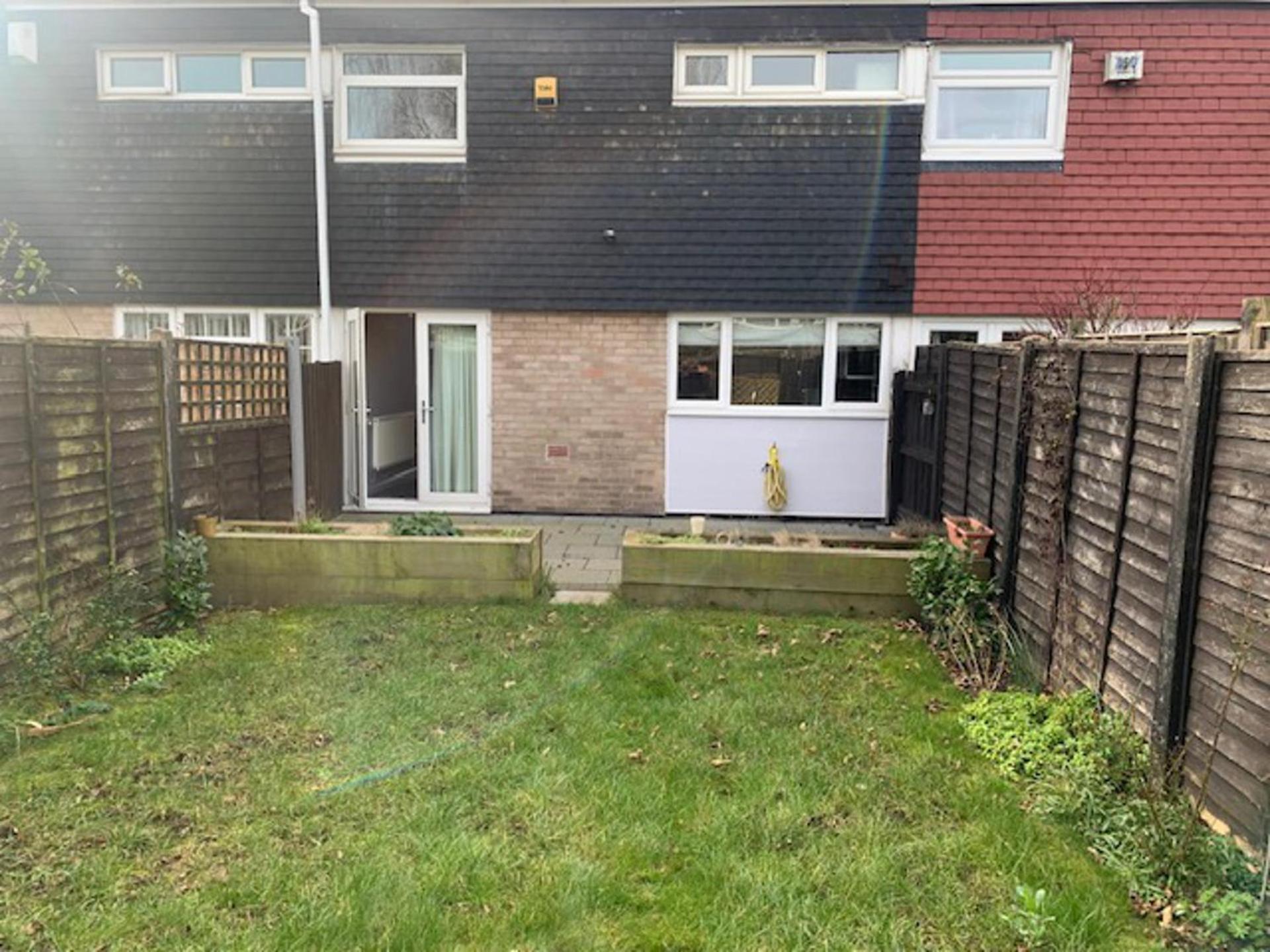 Holiday home Impeccable 3-bed House In