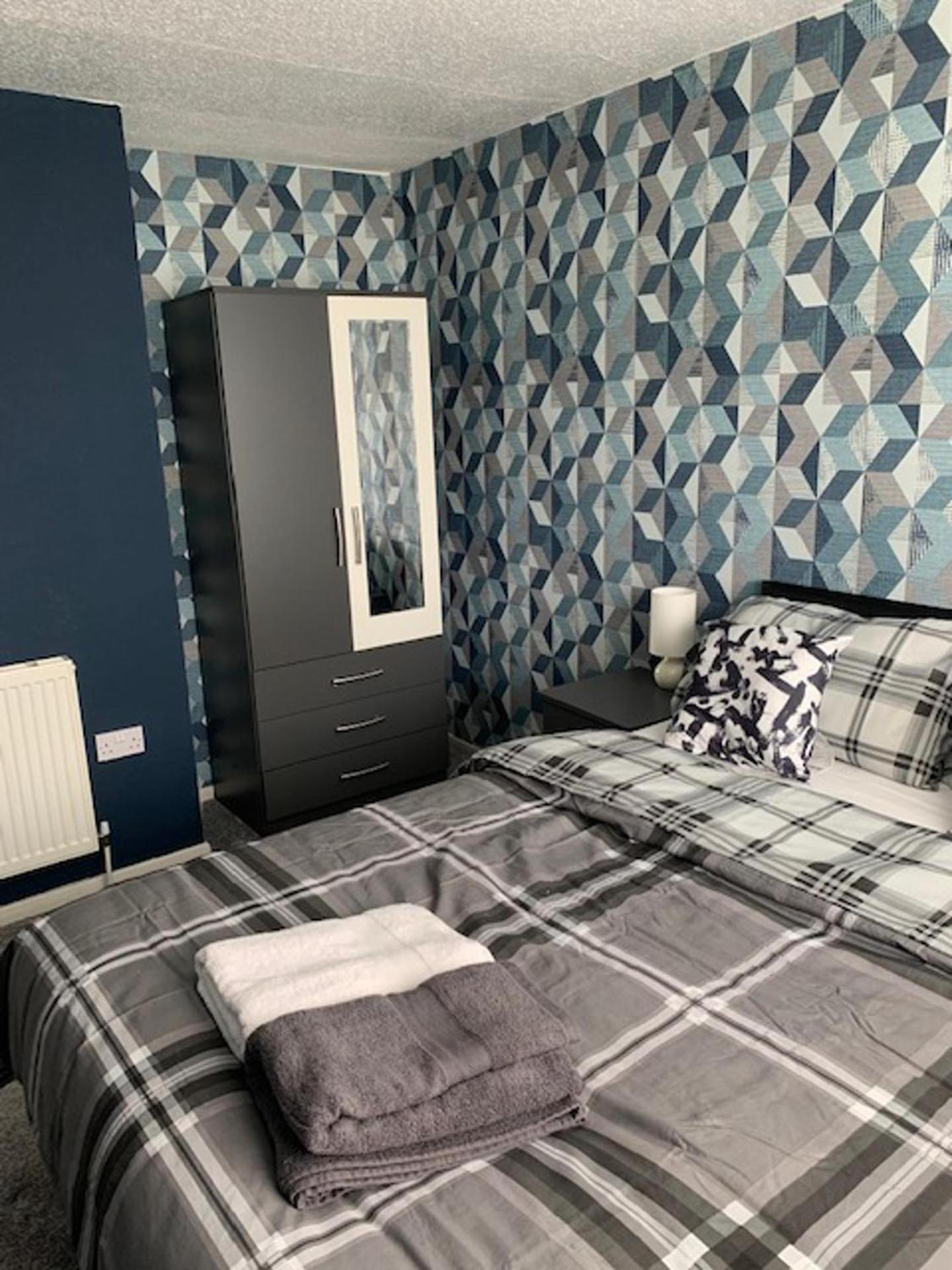 Impeccable 3-bed House In Holiday home
