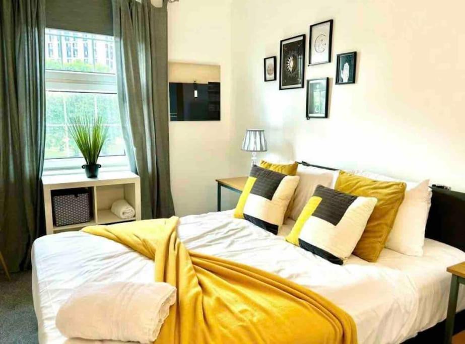 Apartment Meadows Court -wyndale- Central Mansion Style 3br Birmingham