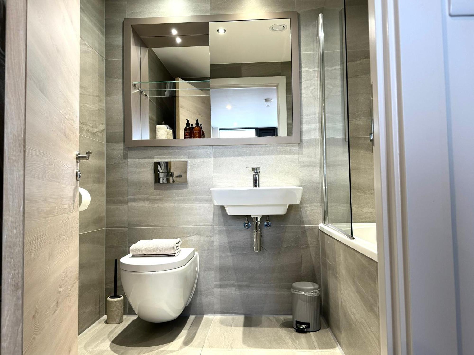 Lusso By Luisa - 2 Bed Modern Luxury In Apartment *