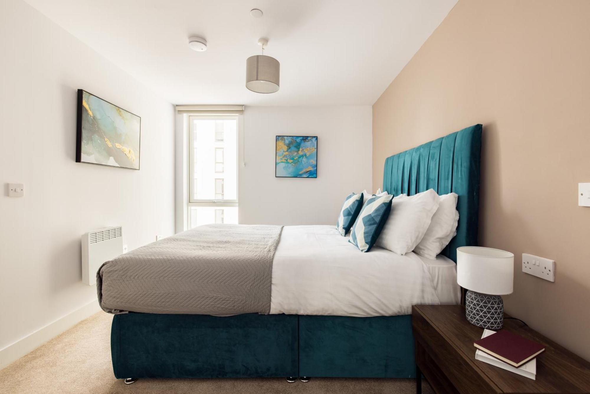 Charles Hope Centre Apartment *