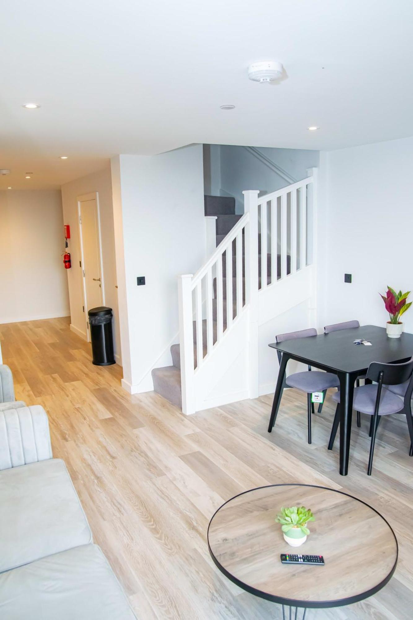 Apartment Stunning 2 Bed