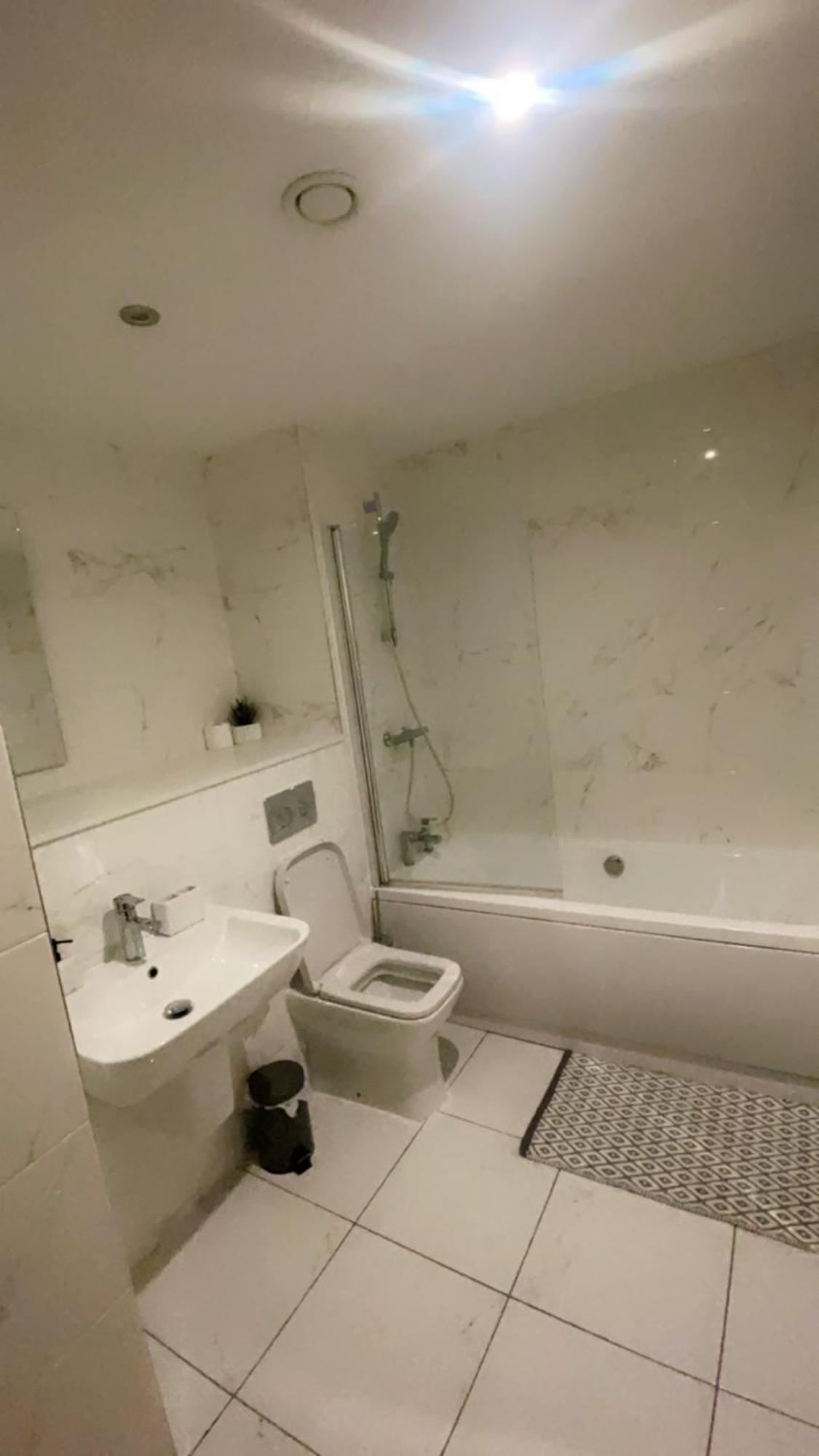 Apartment Exceptional 2 Bed *