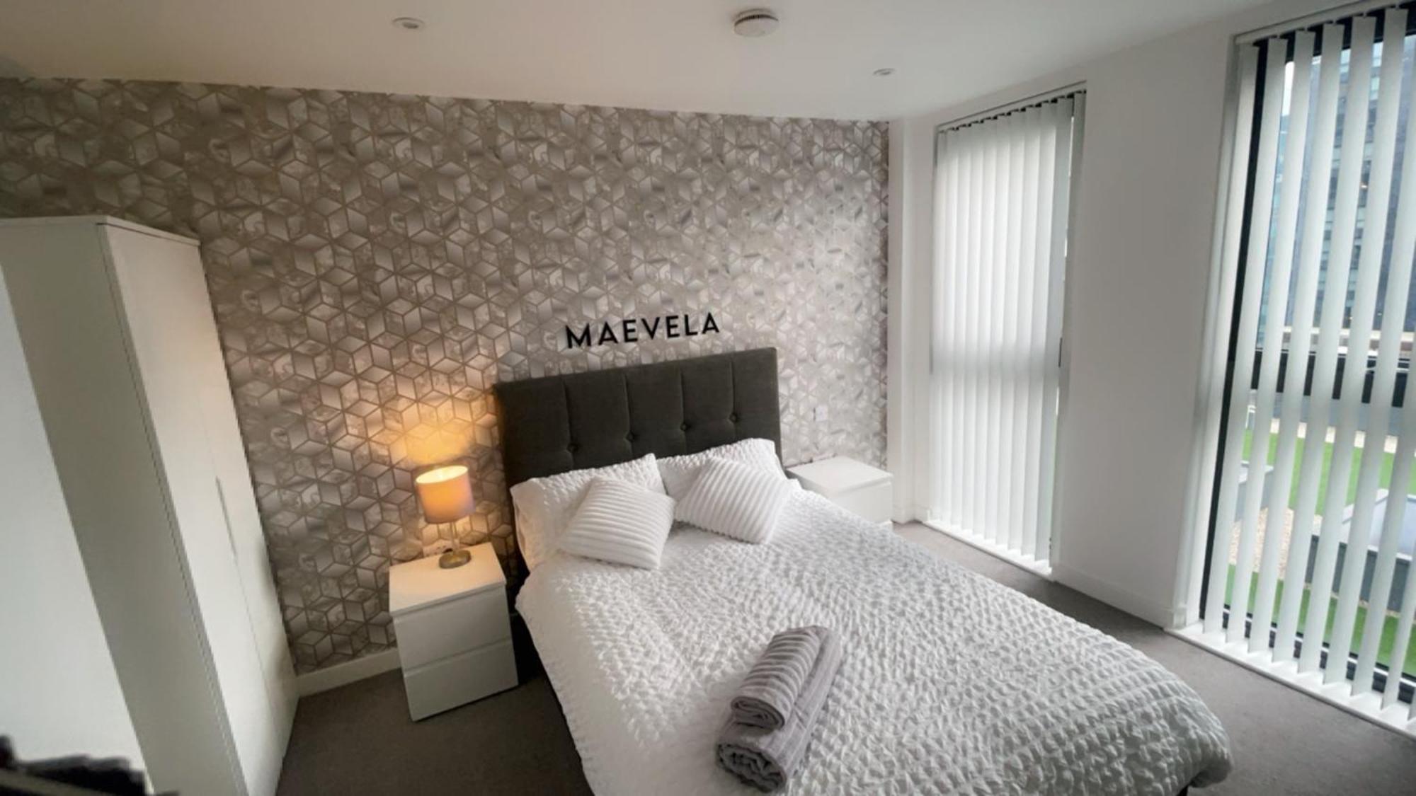 Exceptional 2 Bed *