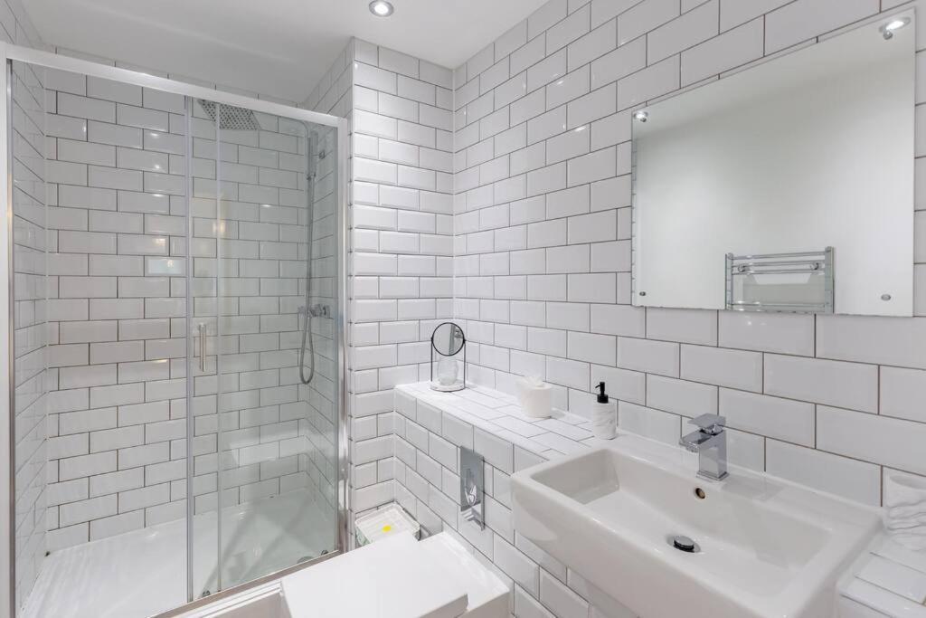 Casa Sage - Comfy - Quiet - Away From Apartment Birmingham