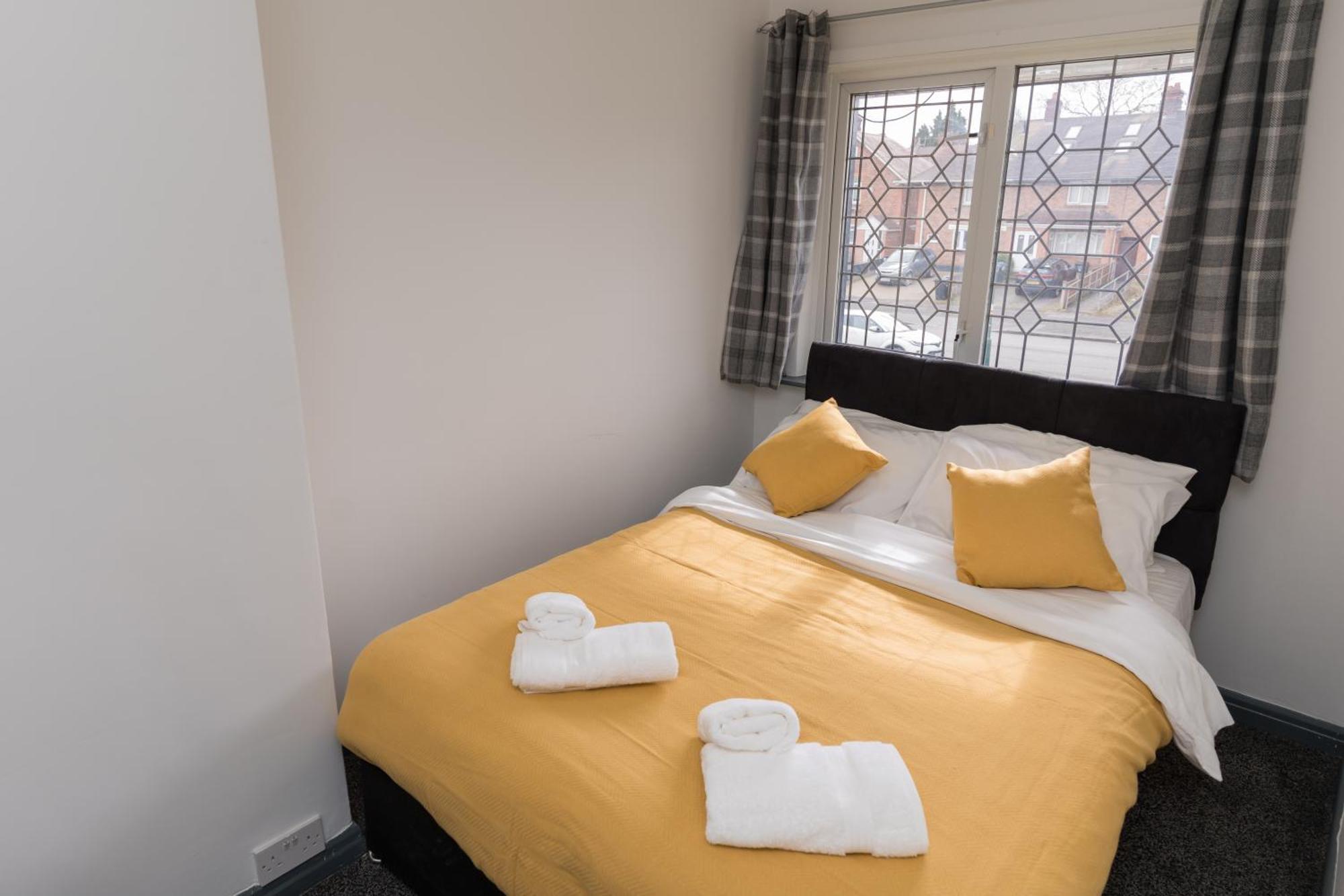 Spacious, Contractors, Long Term Discounts Birmingham