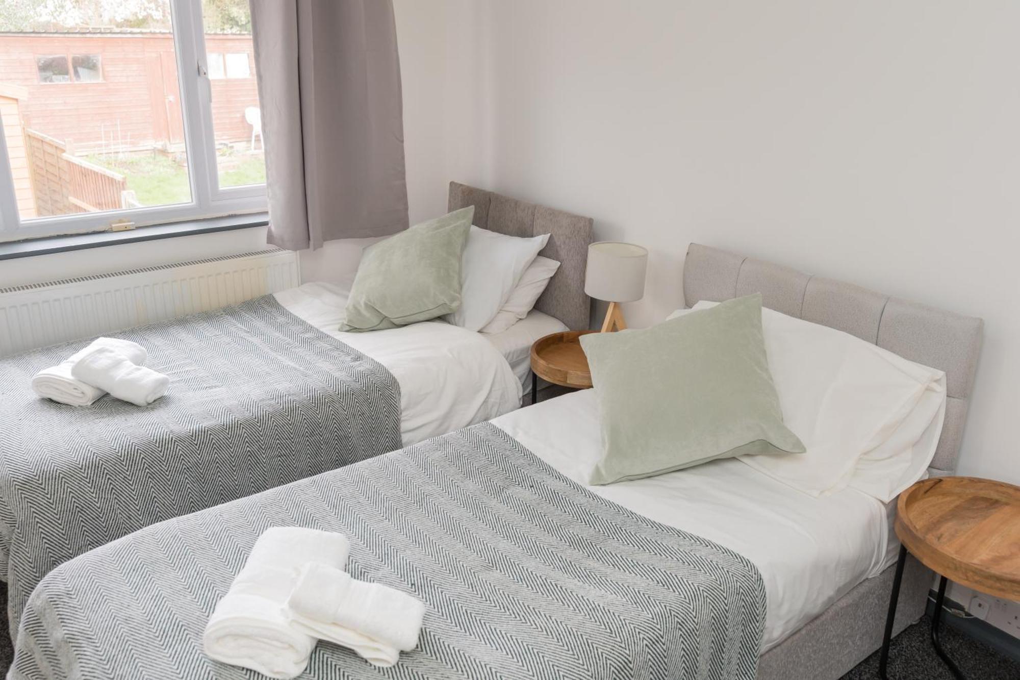 Spacious, Contractors, Long Term Discounts