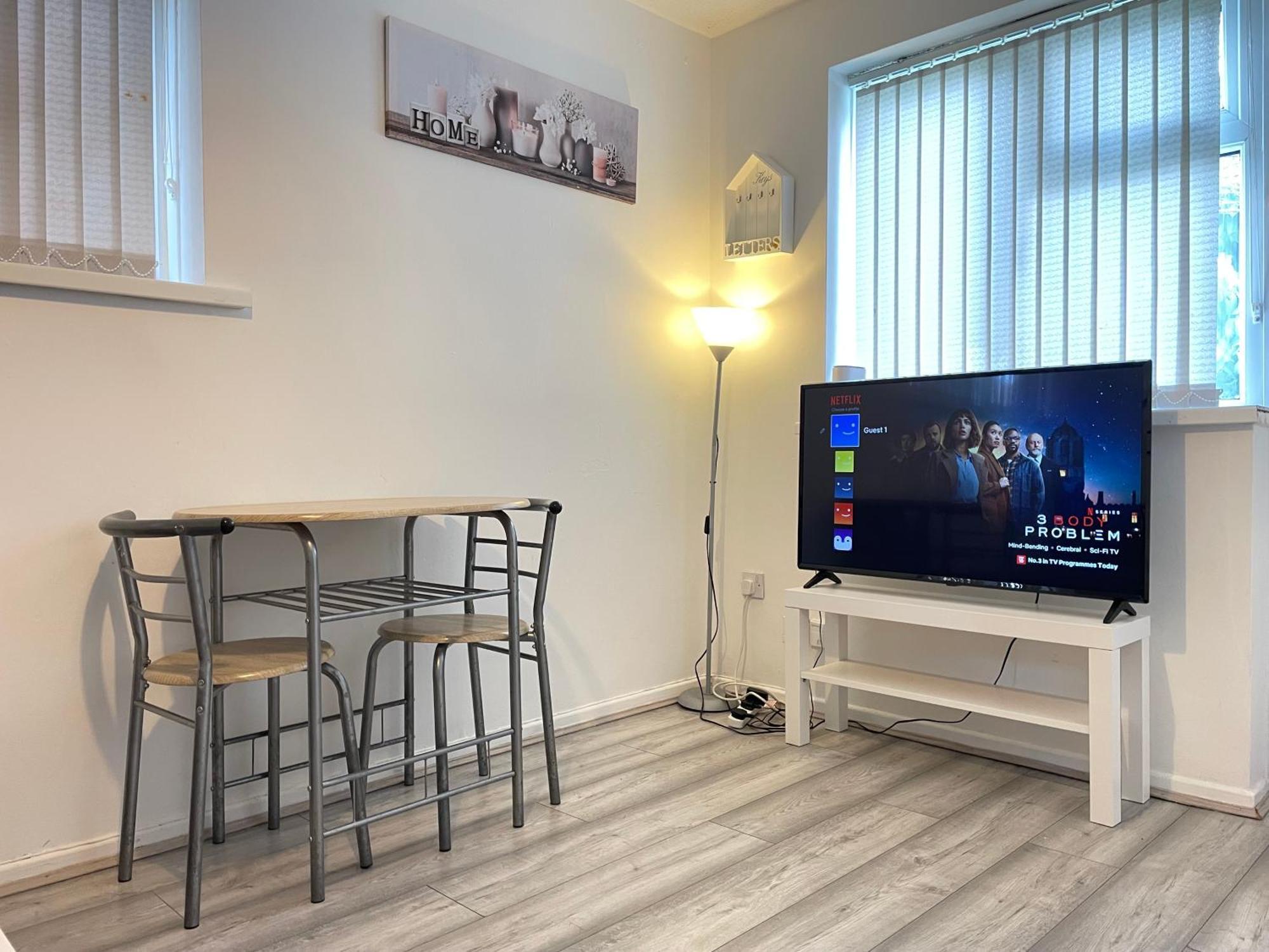 One-bed House With Off-street Parking