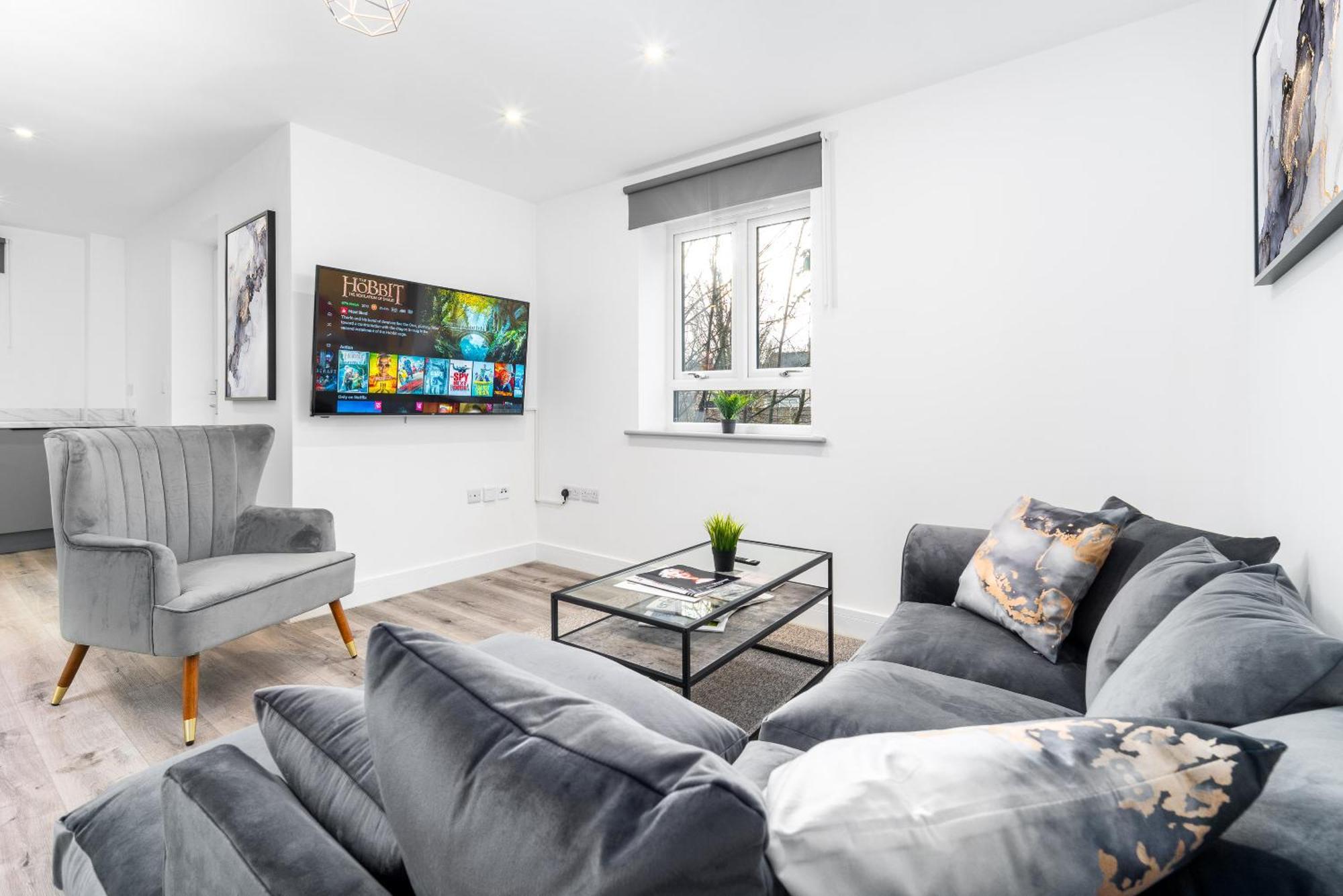 Luxury 2 Bedroom - Parking & Balcony - Underfloor Heating - 6mc Apartment Birmingham
