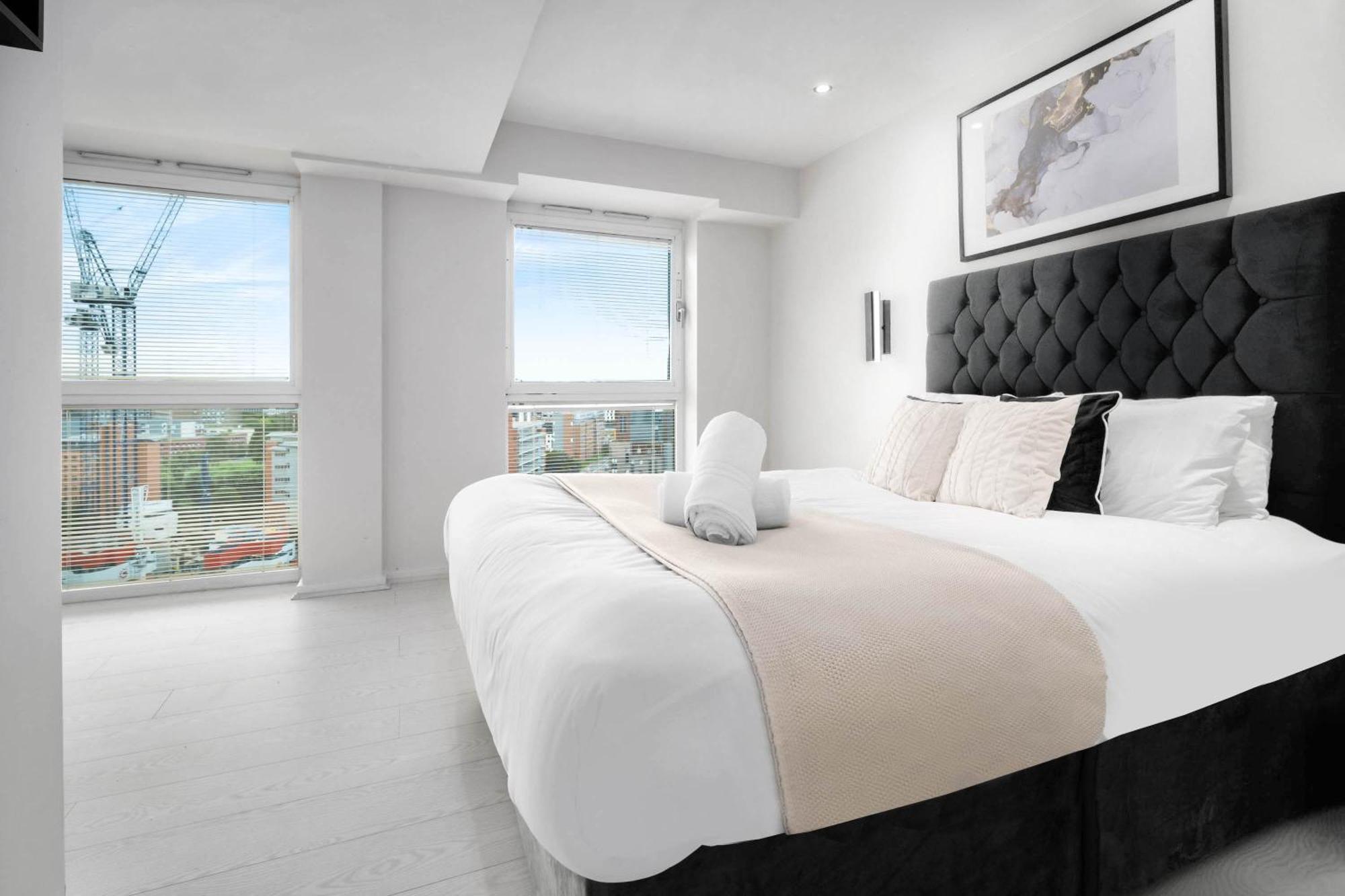 Apartment Duplex Penthouse - Centre - Secure Parking - Terrace - Rated - 1401m Birmingham