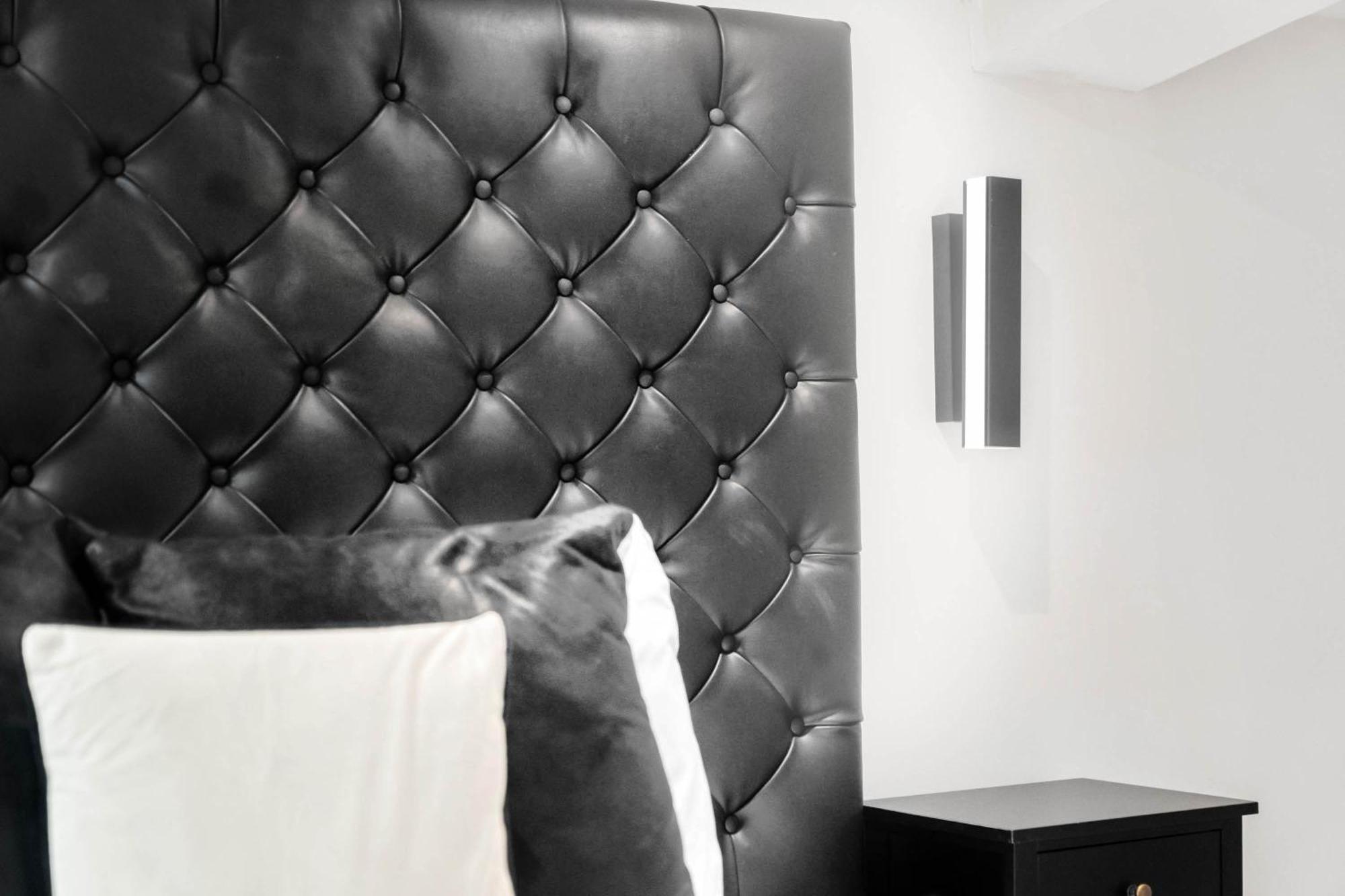 Apartment Duplex Penthouse - Centre - Secure Parking - Terrace - Rated - 1401m *