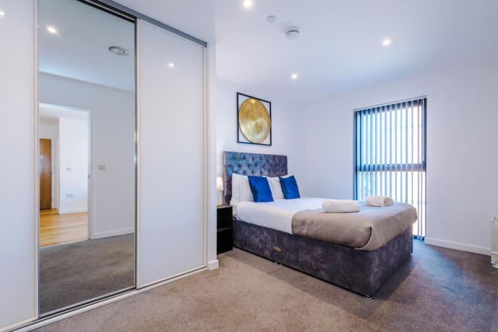 Windmill Suite- Modern 2 Bed 2 Bath With Concierge Perfect For Leisure, Business And Contractor By Dreamluxe Apartment *