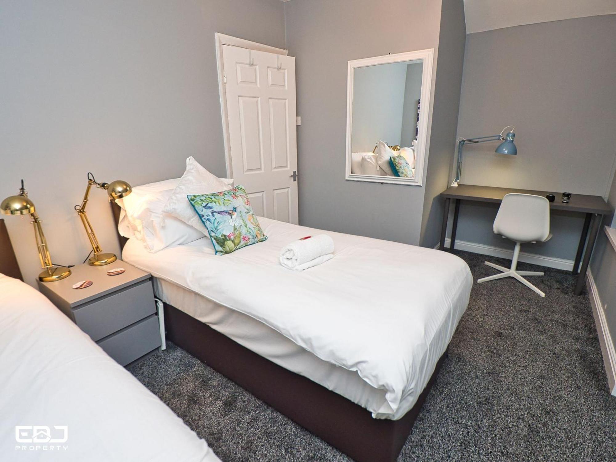 Chester House, Nec, Bham Airport, Jlr, Bham Business Park, World *