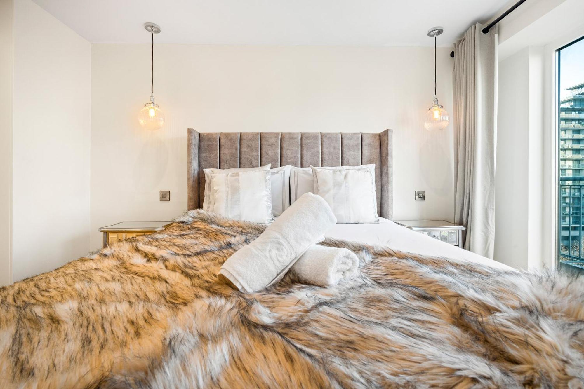 Apartment Luxury 3 Bedroom Penthouse - City Centre - Terrace - Hot Tub - Gym - 21mb Birmingham