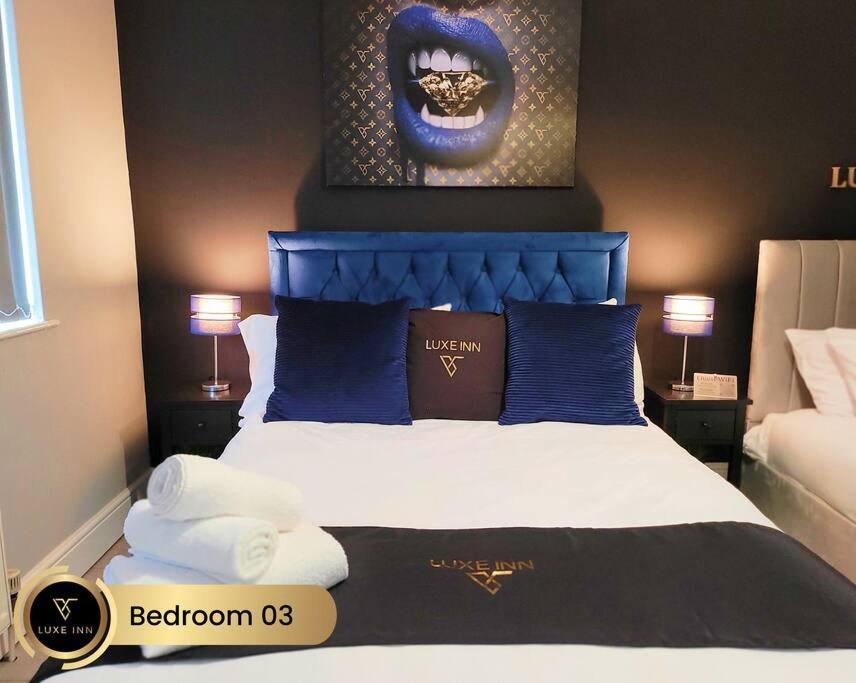 Luxury 5-bedroom House, Center Holiday home