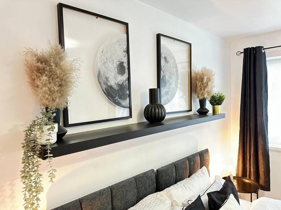 Cosy Retreat: Near Attractions & Comfortable!