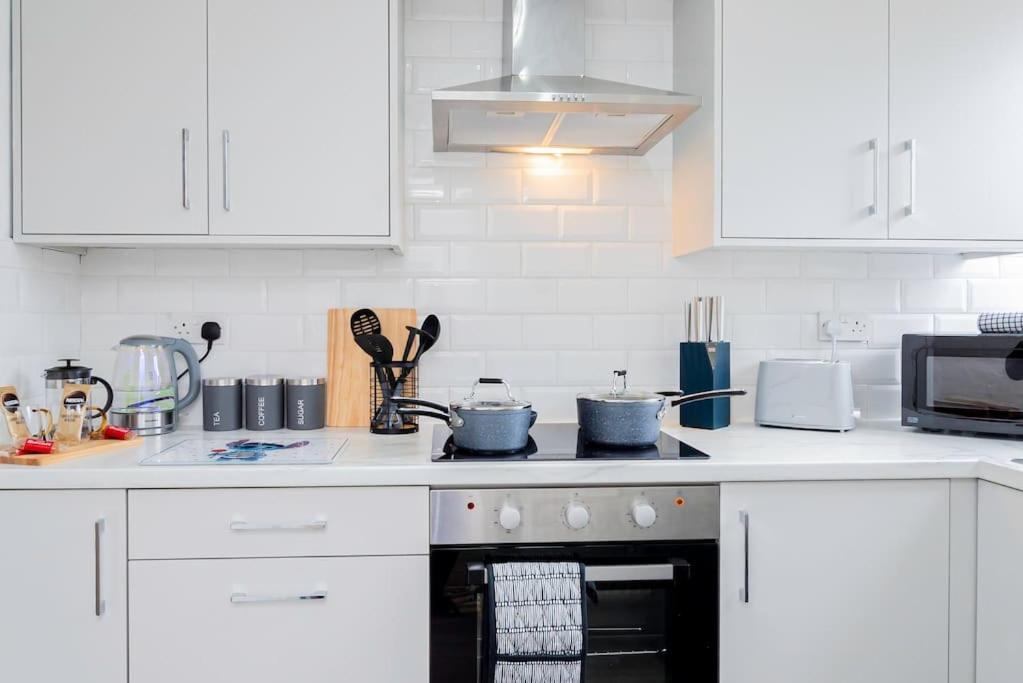 Brays For Families, Contractors And Professionals