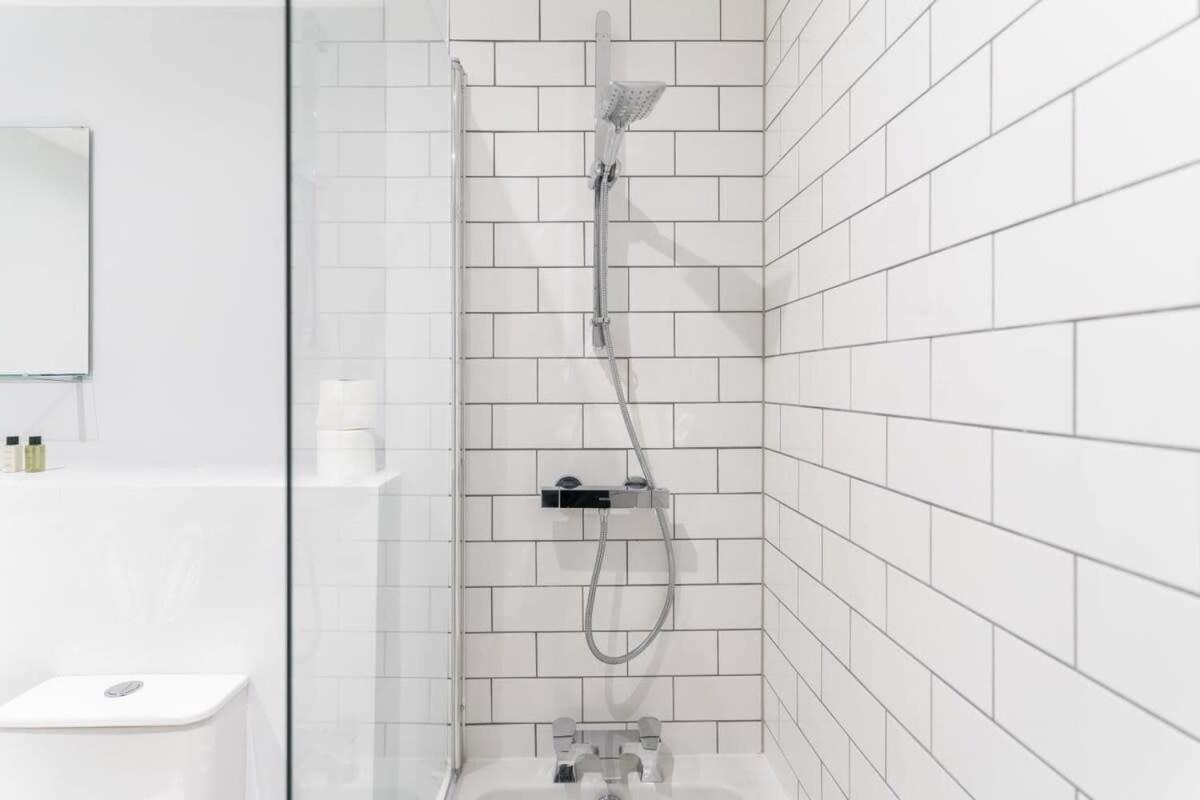 Contemporary 1 Bed * Birmingham