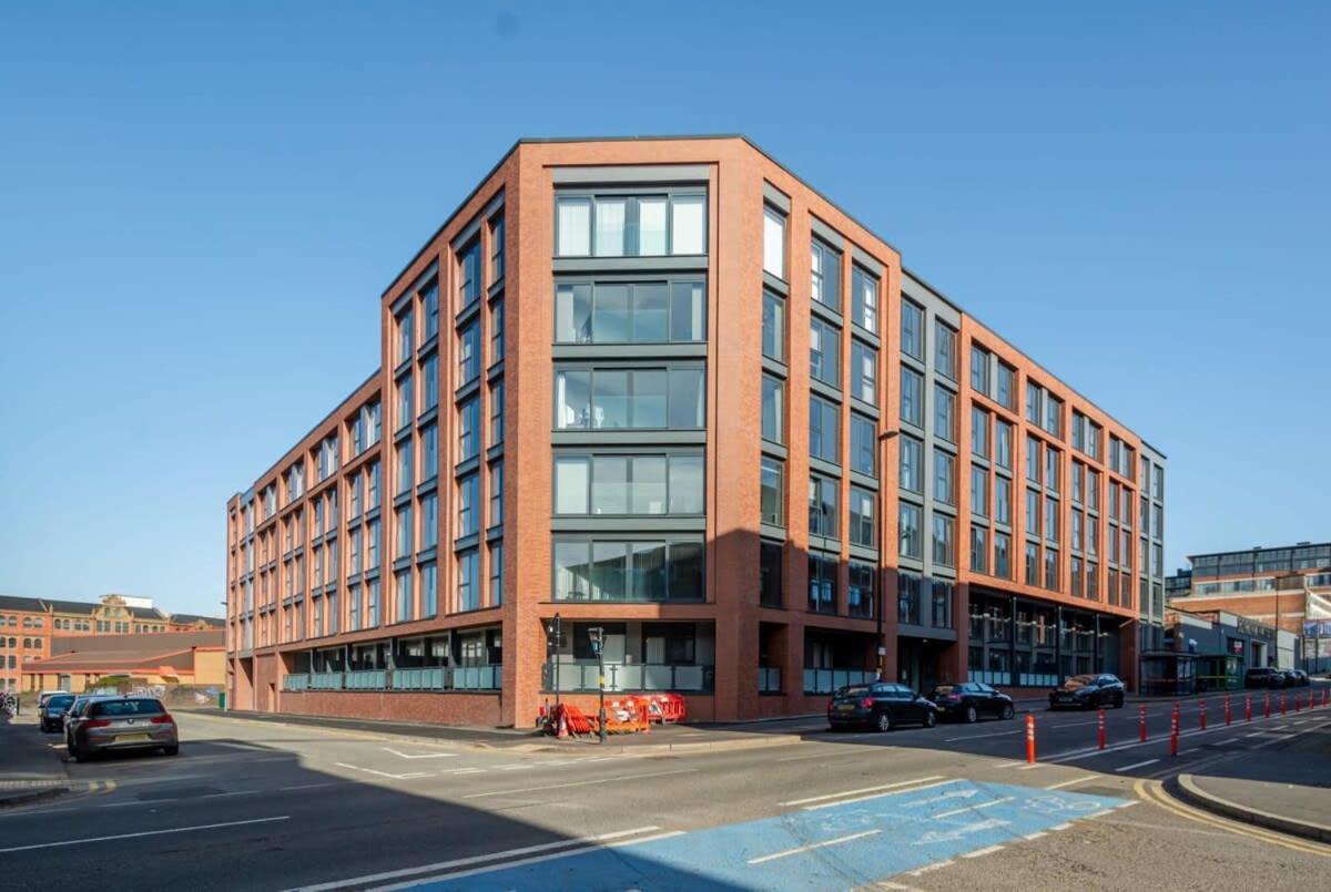 Contemporary 1 Bed Apartment *