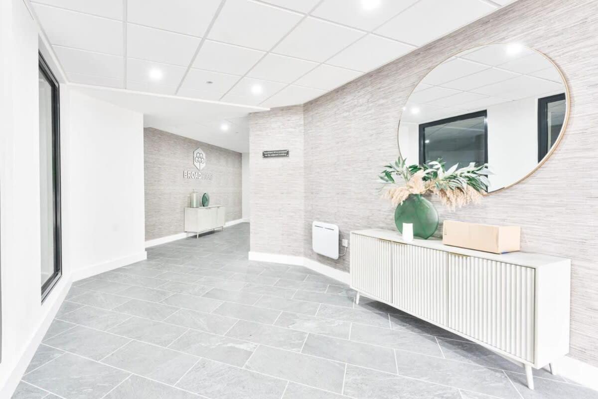 Apartment Modern And Stylish 2 Bed In Solihull Birmingham