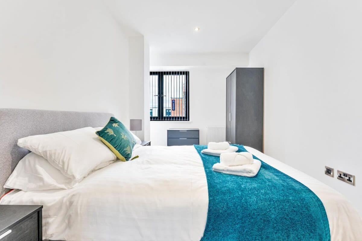 Apartment Modern And Stylish 2 Bed In Solihull