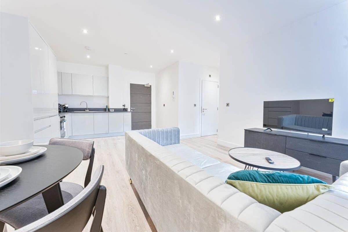 Apartment Modern And Stylish 2 Bed In Solihull Birmingham