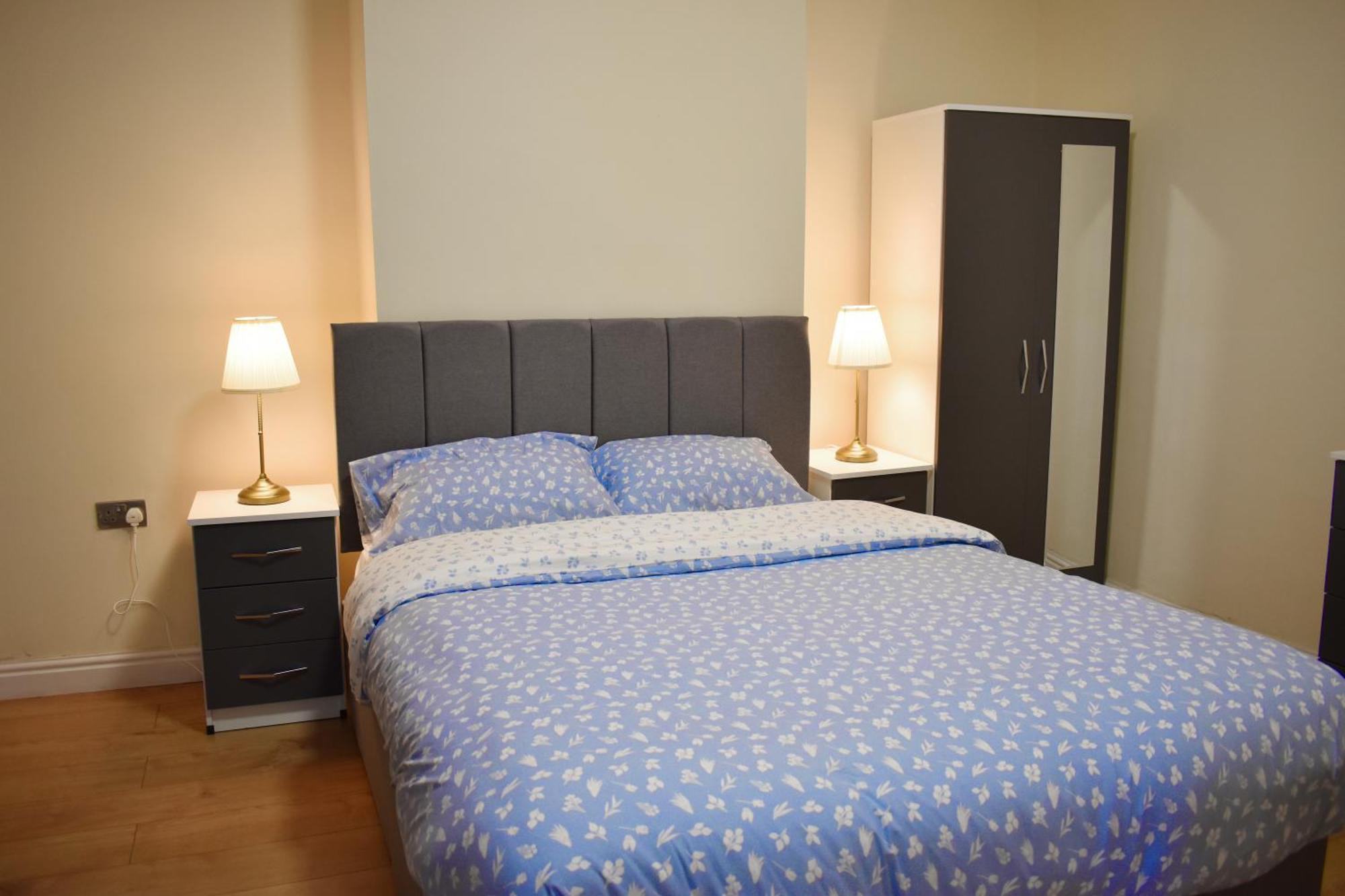 Centre In Edgbaston Near Stadium, Free Parking Homestay Birmingham
