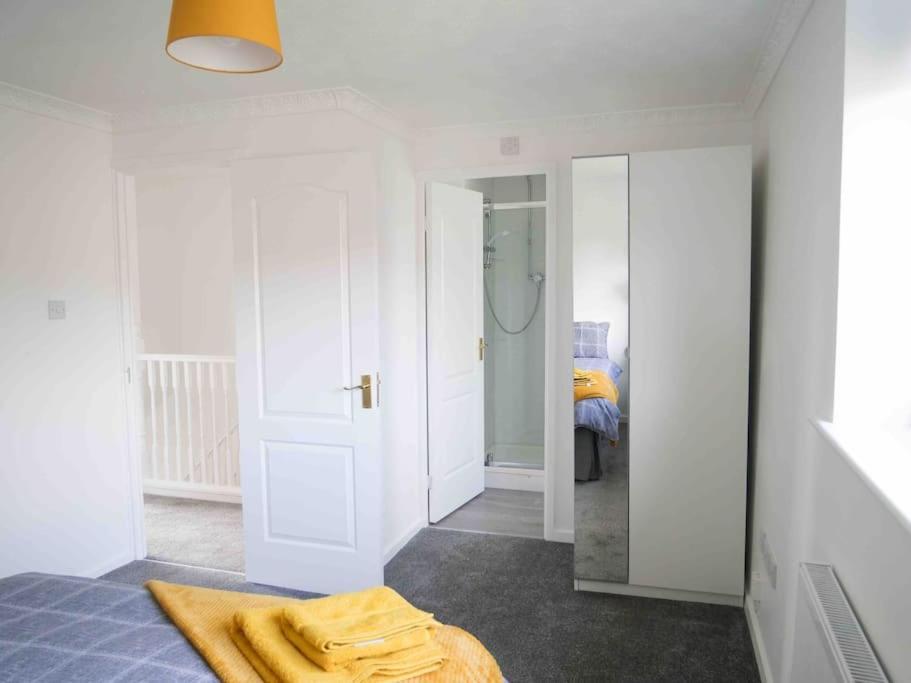 Holiday home Cosy Four Bed With En-suite Near To Nec Airport And The