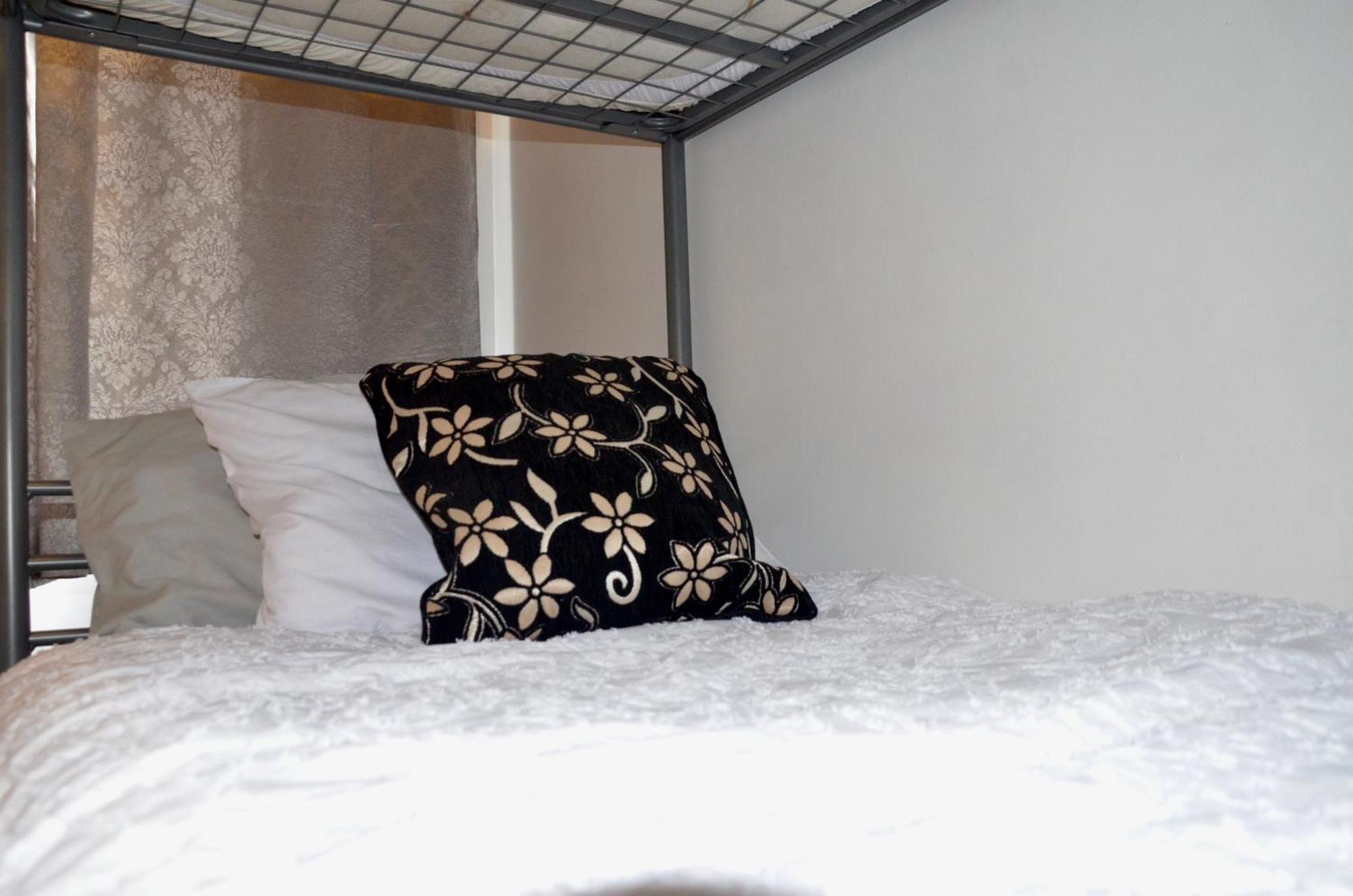 Apartment 2 Bed With Well Equipped Kitchen Perfect For Group Or Family