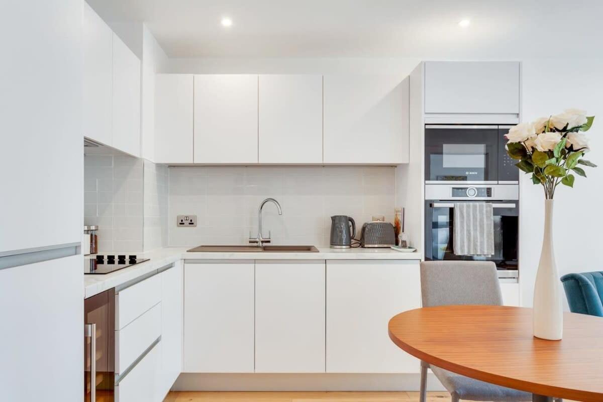Modern And Stylish 1bed Flat Centrally Located