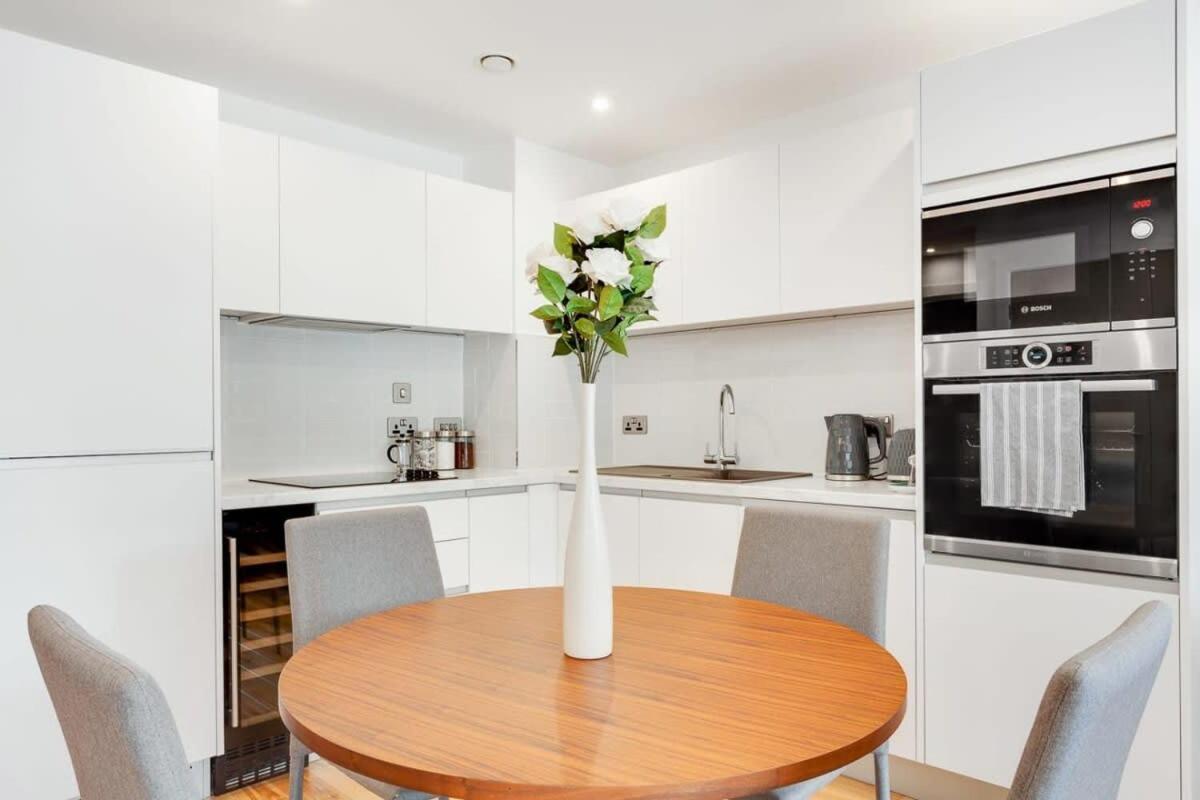 Apartment Modern And Stylish 1bed Flat Centrally Located