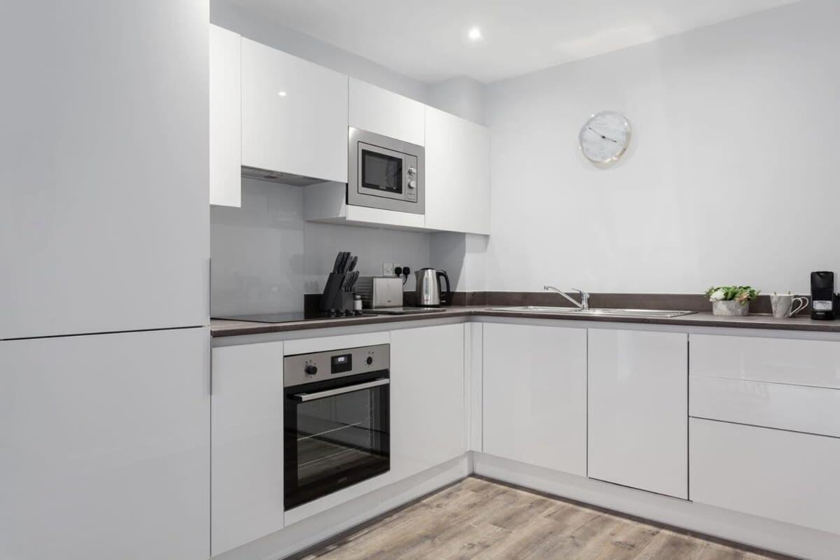 Modern Fabulous Flat In The Heart Of Apartment Birmingham