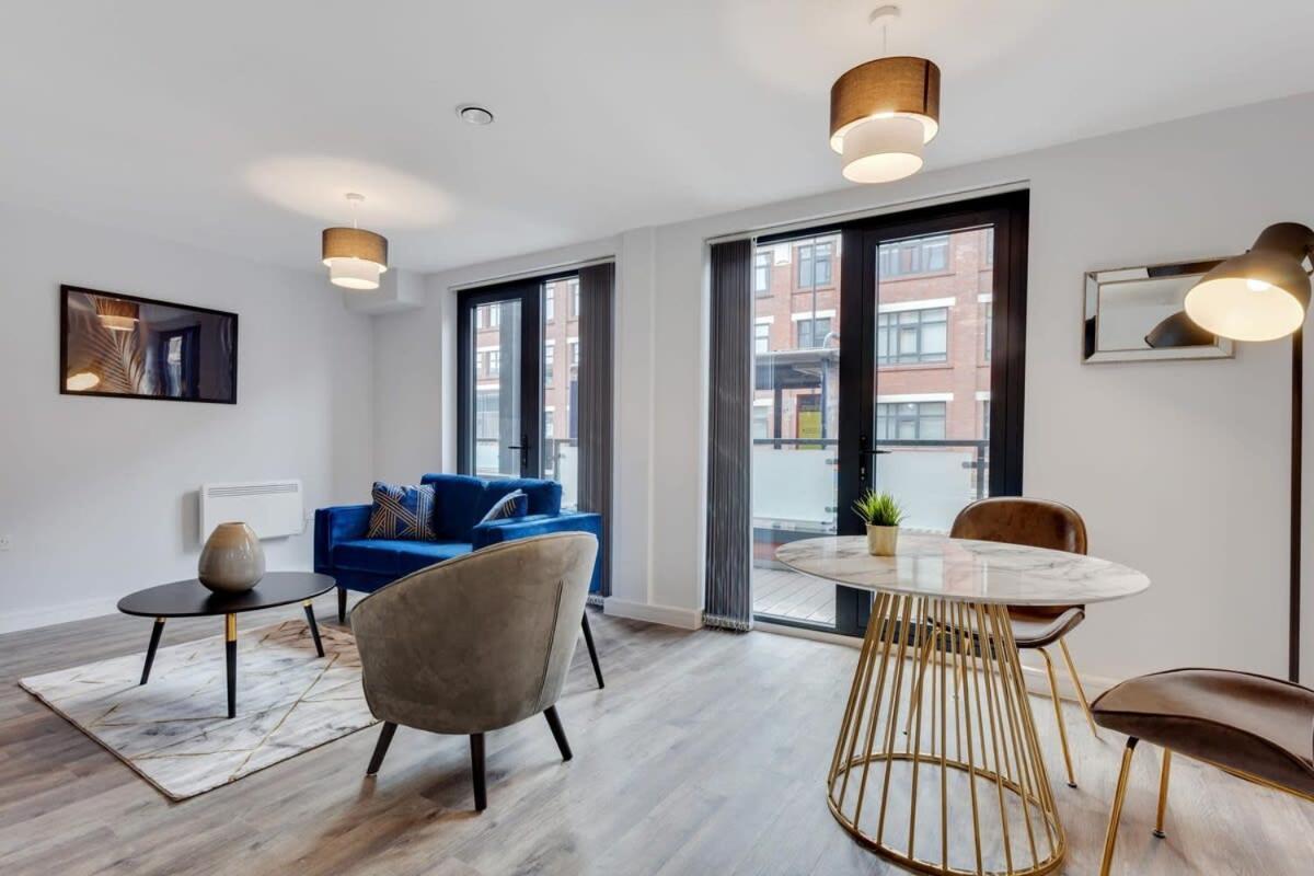 Modern Fabulous Flat In The Heart Of * Birmingham