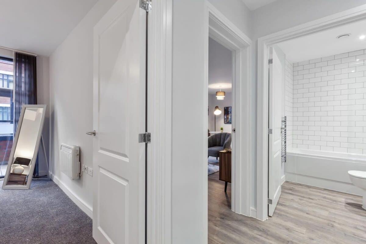 Apartment Modern Fabulous Flat In The Heart Of