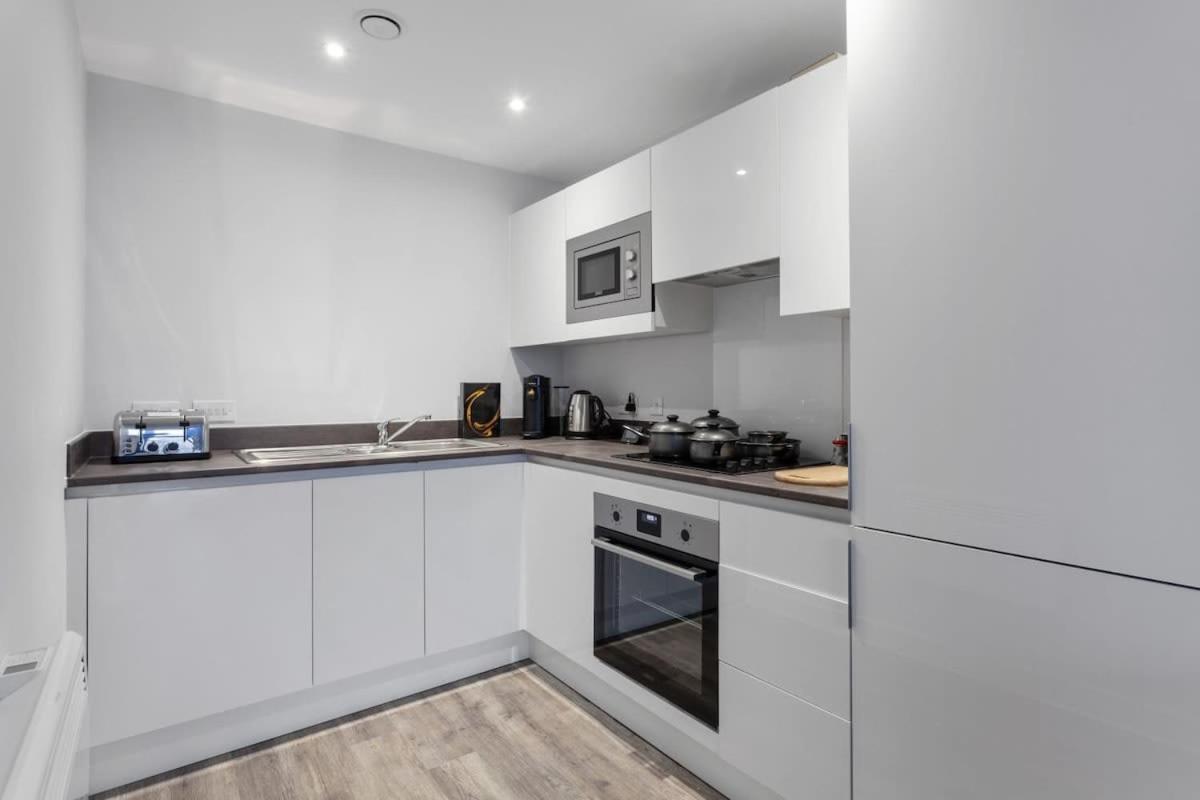 Apartment Stylish Contemporary 1br In Birmingham