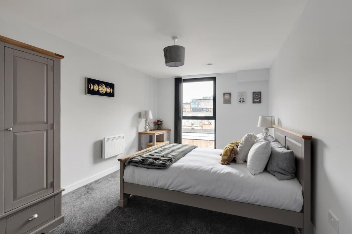 Beautiful And Stylish 1 Bedroom In *