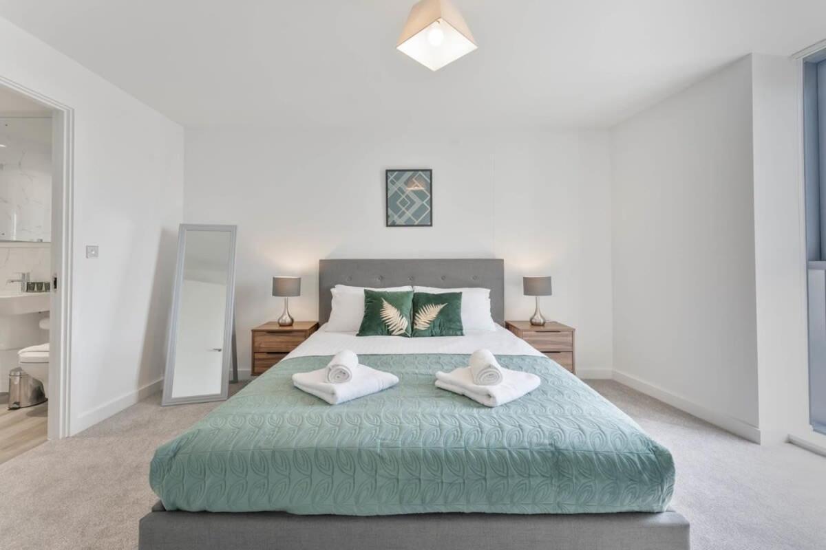 Stunning 2 Bed In *