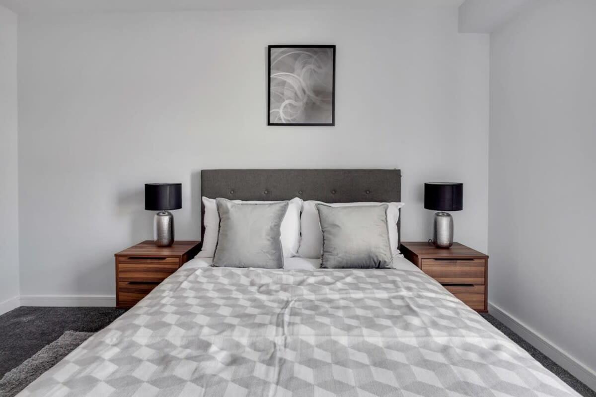 Modern 2 Bedroom In * Birmingham