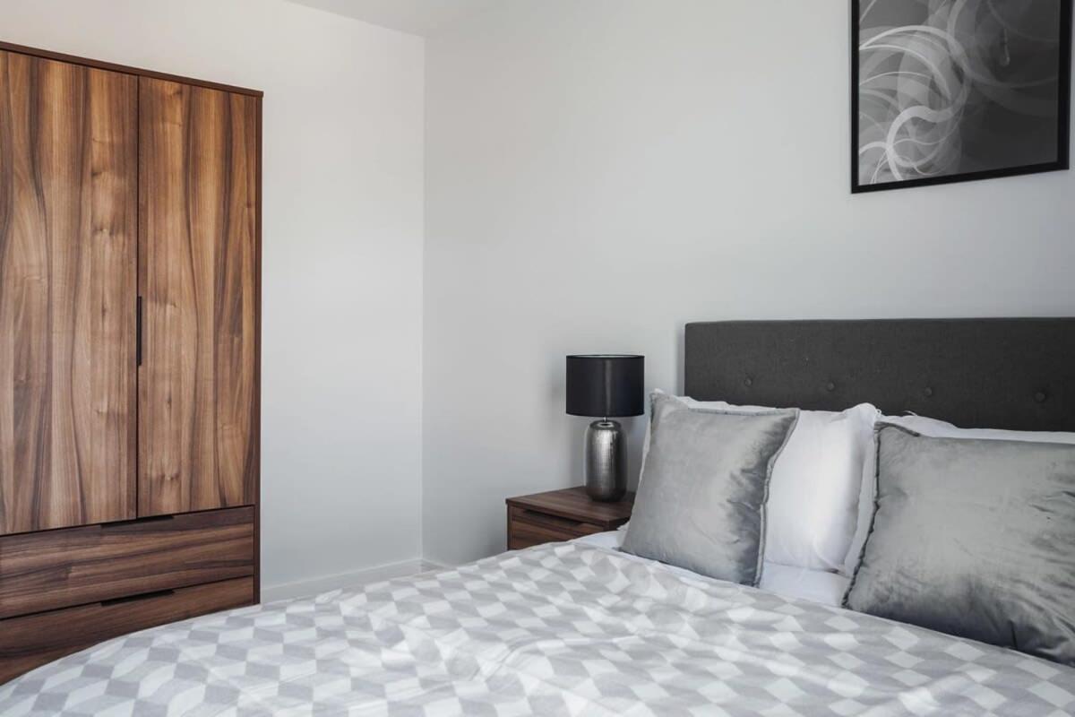 Modern 2 Bedroom In * Birmingham