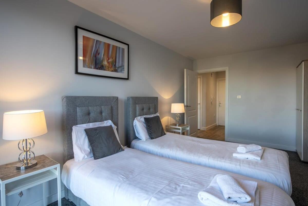 Apartment Stylish And Comfortable 1 Bedroom In *