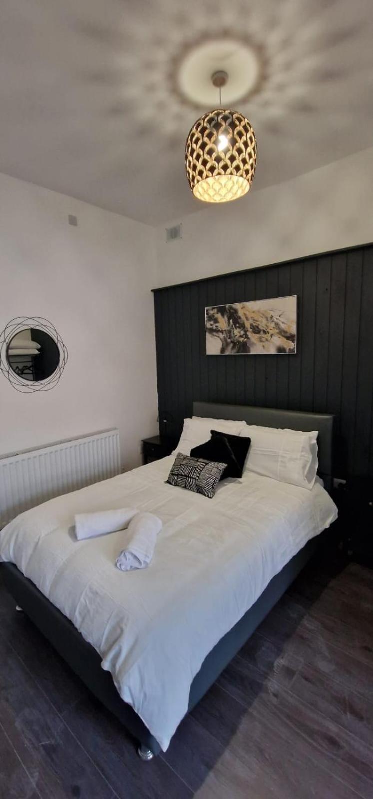 Holiday home Modern 7-br Retreat Ensuite Birmingham