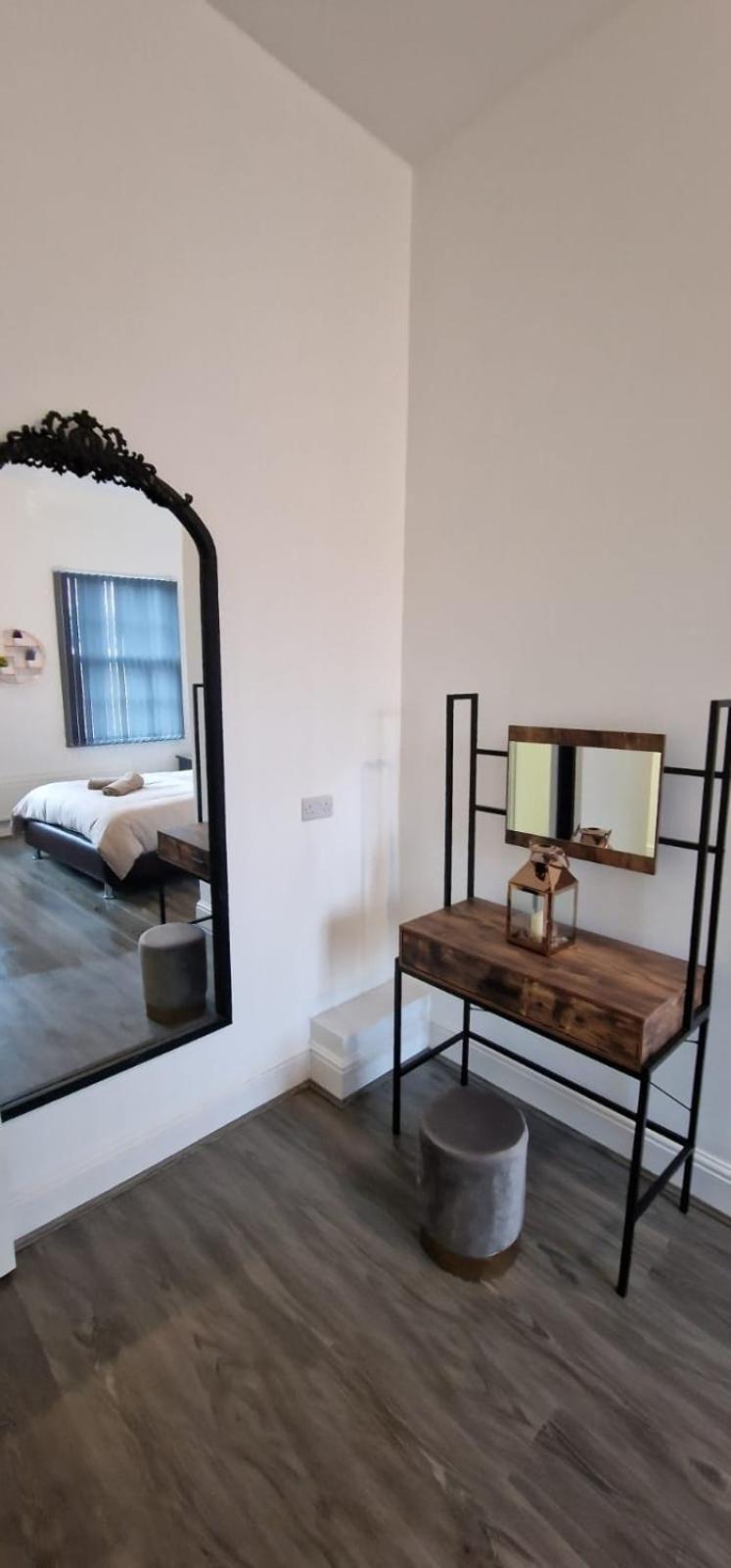 Holiday home Modern 7-br Retreat Ensuite *