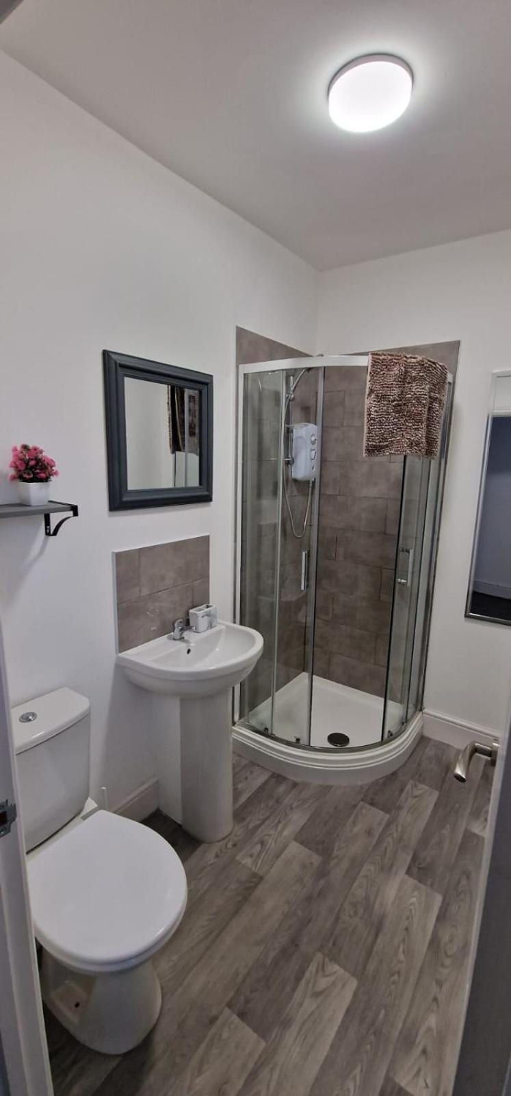 Holiday home Modern 7-br Retreat Ensuite Birmingham
