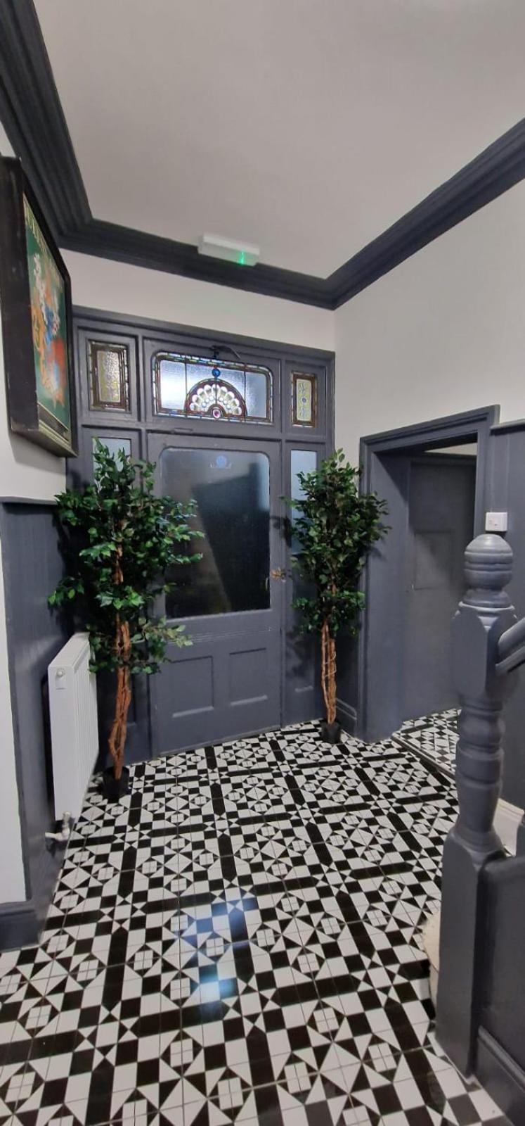 Modern 7-br Retreat Ensuite * Birmingham