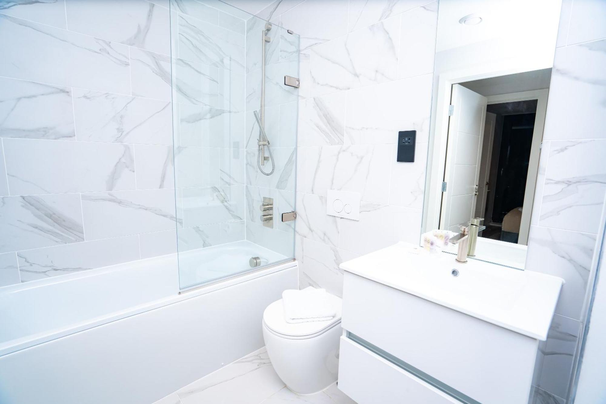 Apartment Smart 2 Bedroom Birmingham
