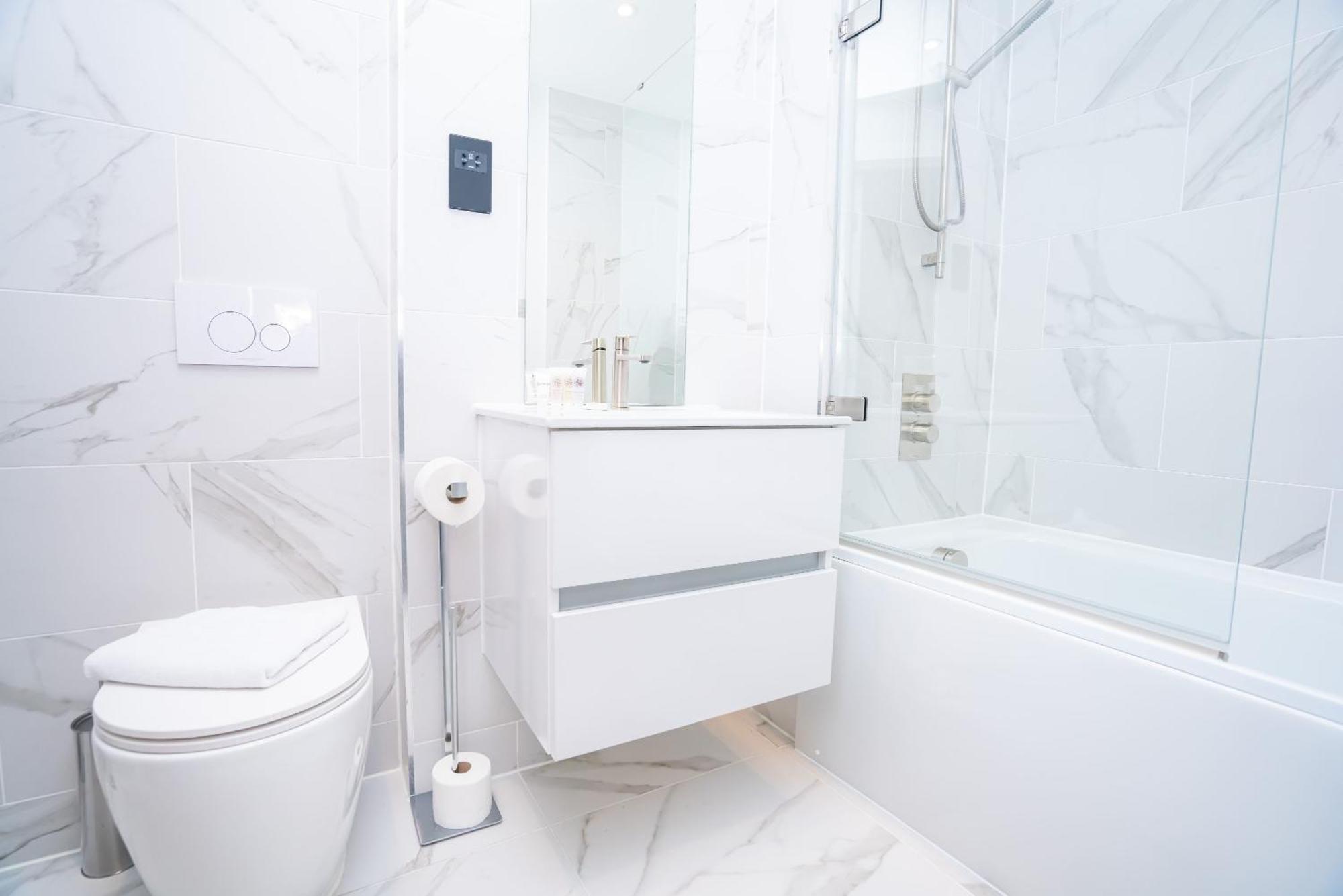 Smart 2 Bedroom *