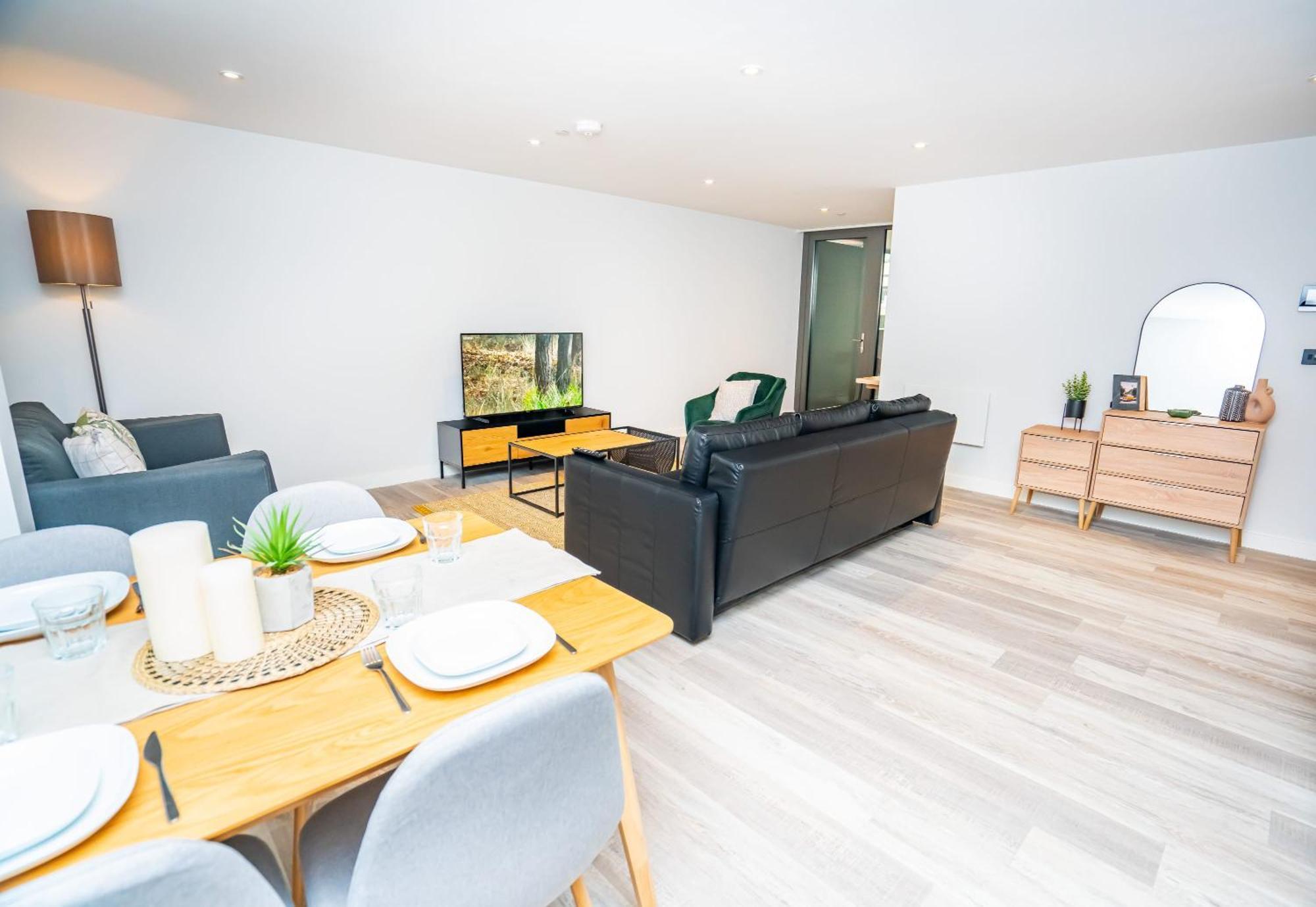 Apartment Smart 2 Bedroom Birmingham